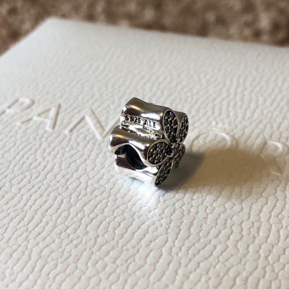 New Pandora Flower Charm - Picture 4 of 5